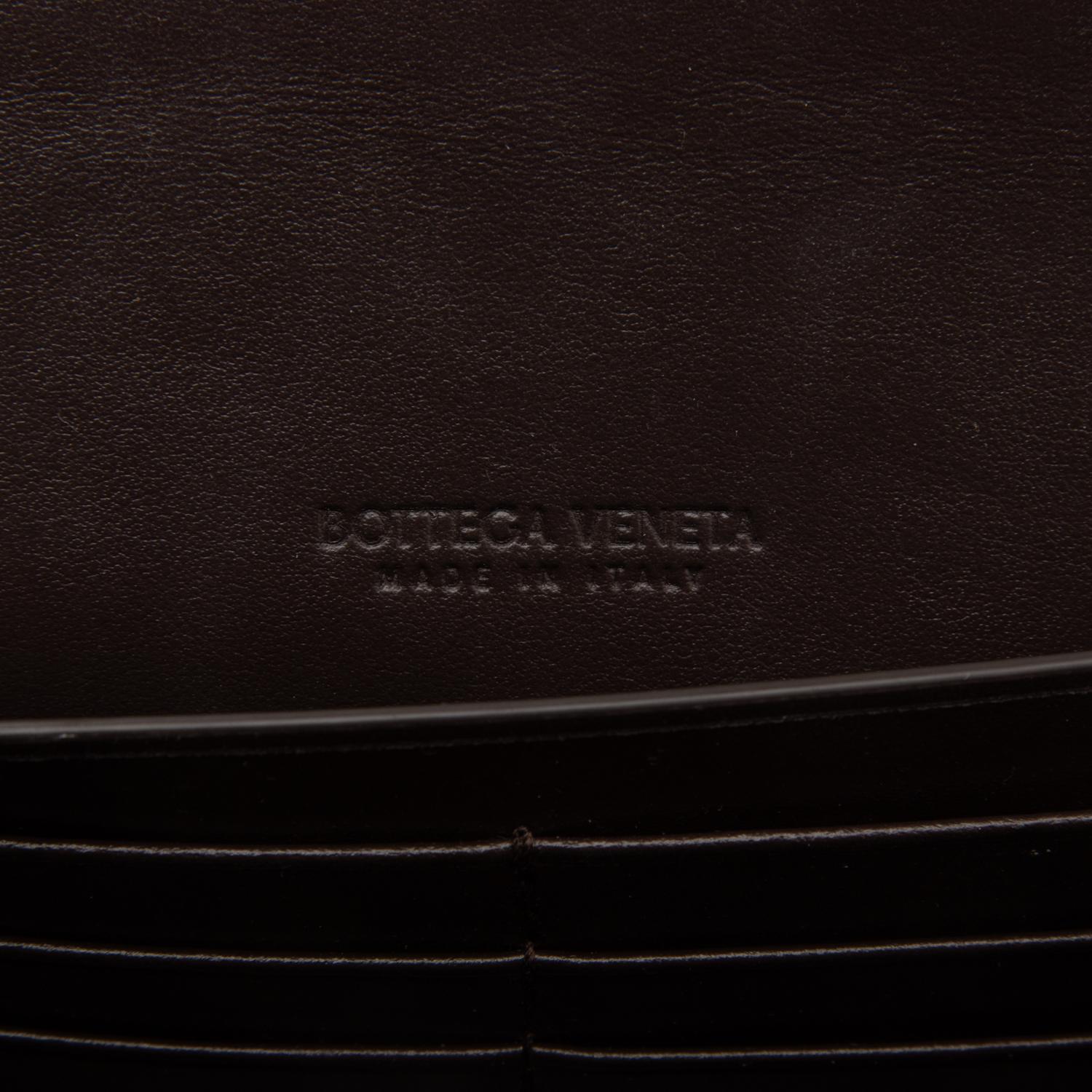 BOTTEGA VENETA, ANDIAMO INTRECCIATO LEATHER CLUTCH
