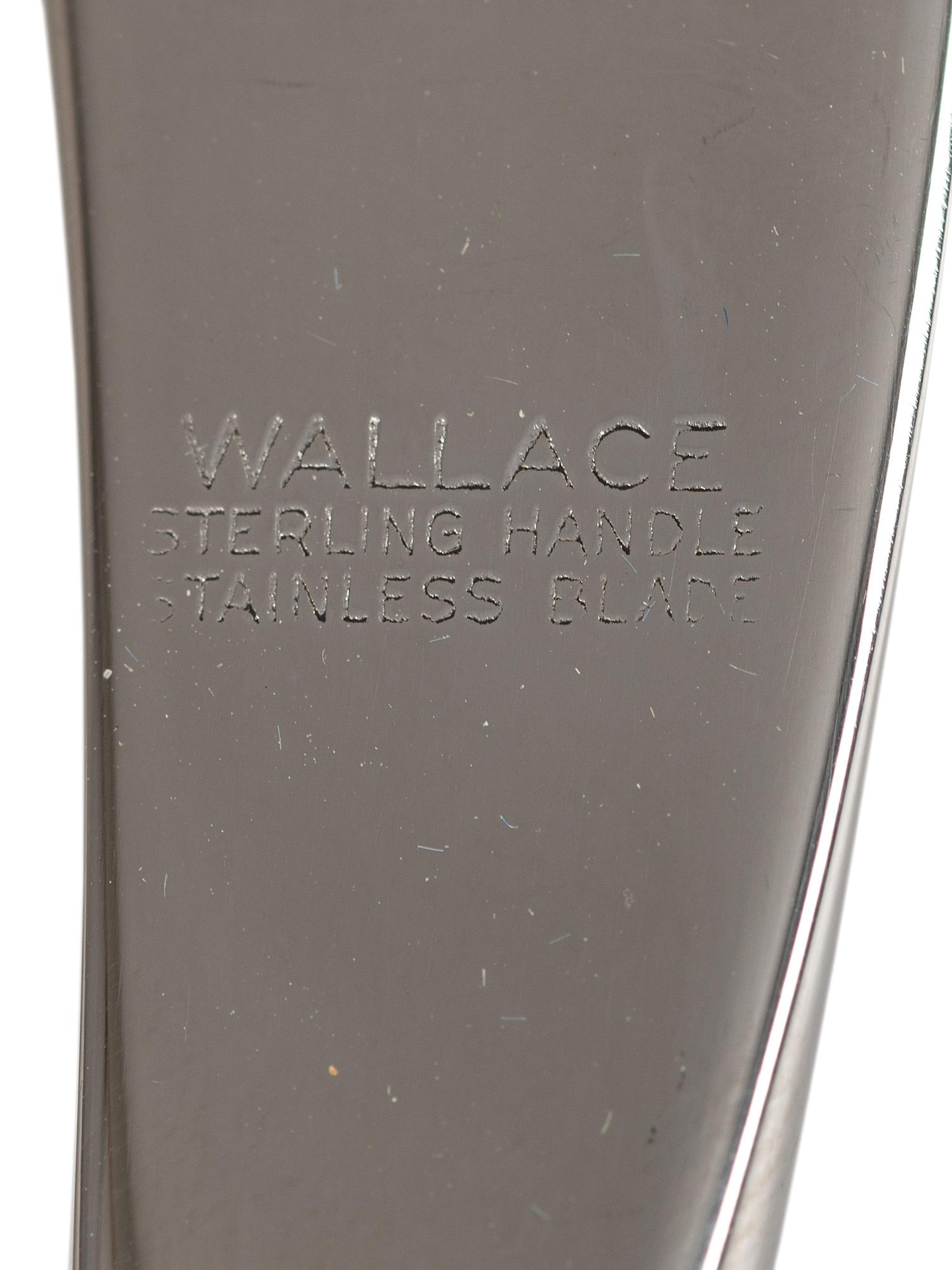 An R. Wallace & Sons Mfg. Co. 'Violet' Silver Flatware Service