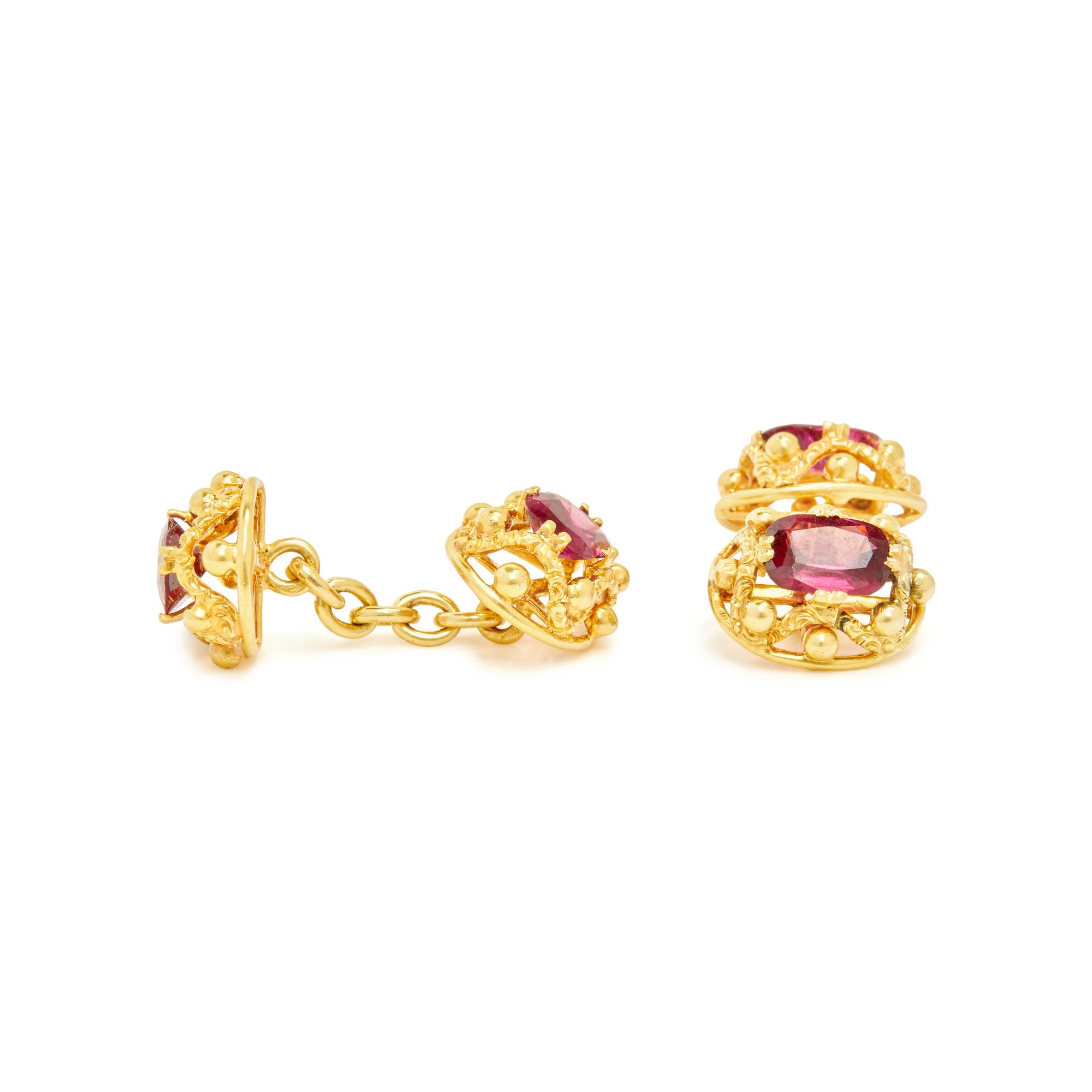 YELLOW GOLD AND GARNET CUFFLINKS