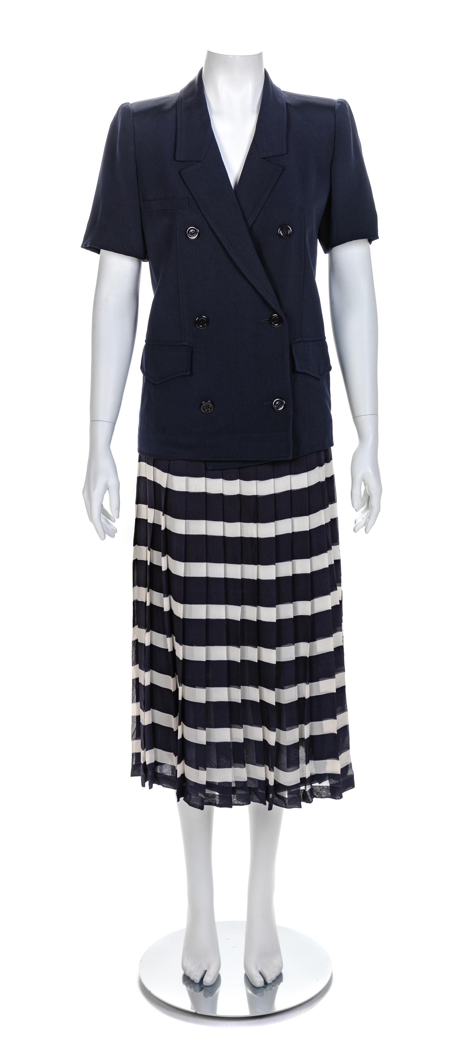 Valentino Boutique Two-Piece Navy Skirt Ensemble, 1980-90s Size label: 4