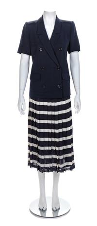 Valentino Boutique Two-Piece Navy Skirt Ensemble, 1980-90s Size label: 4