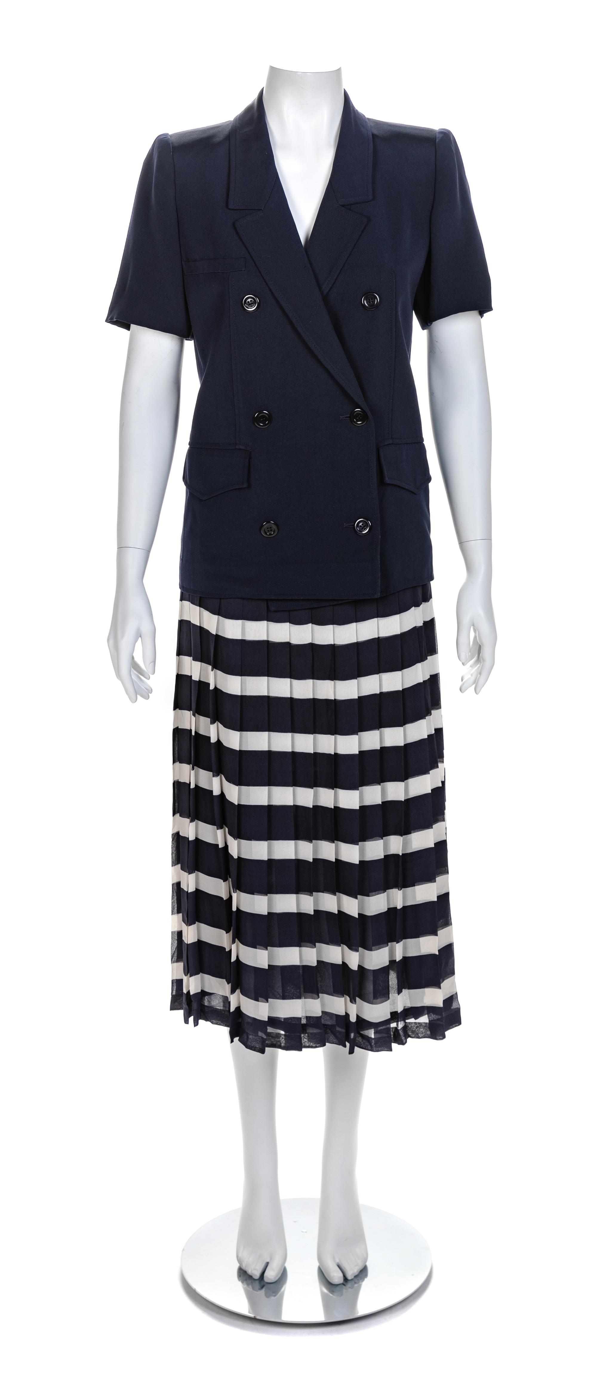 Valentino Boutique Two-Piece Navy Skirt Ensemble, 1980-90s Size label: 4