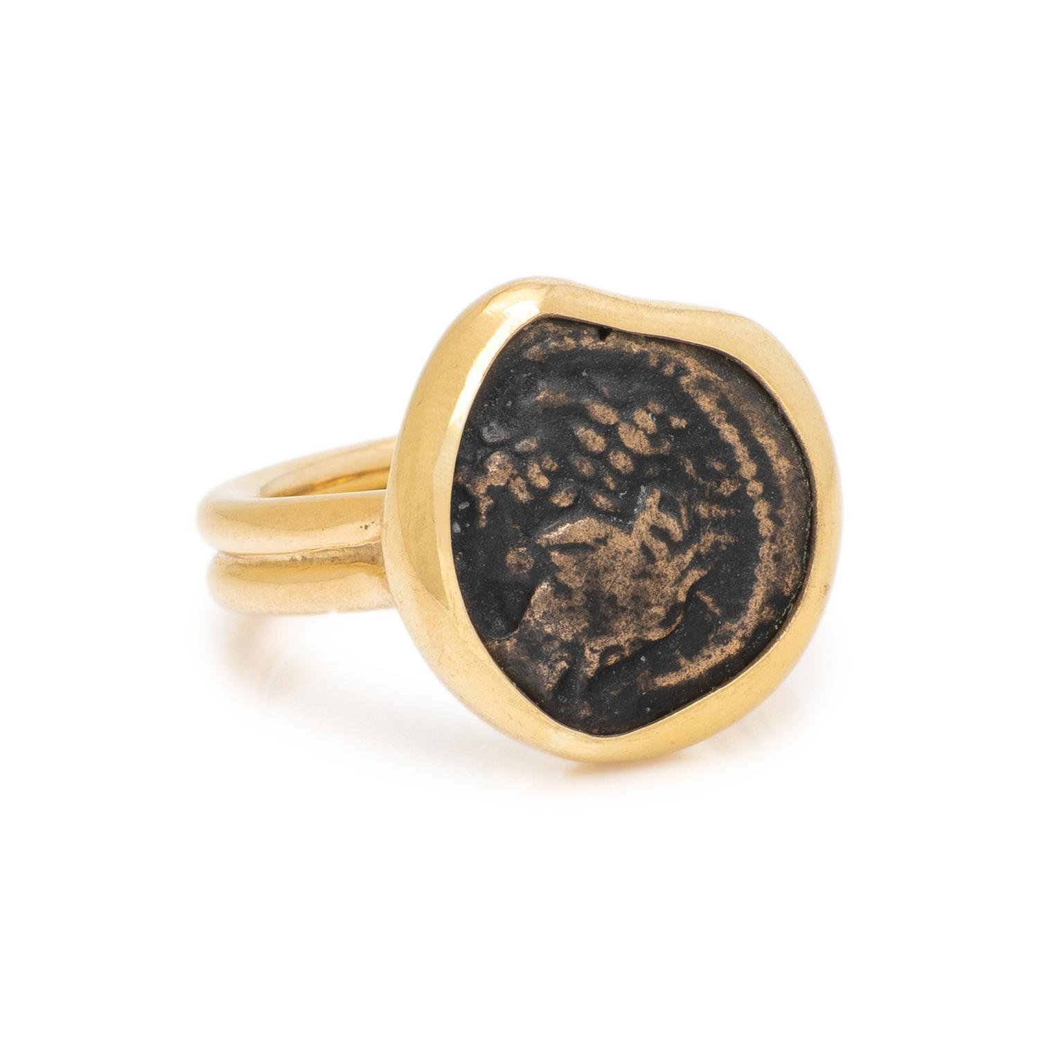 ANTIQUE COIN AND YELLOW GOLD RING