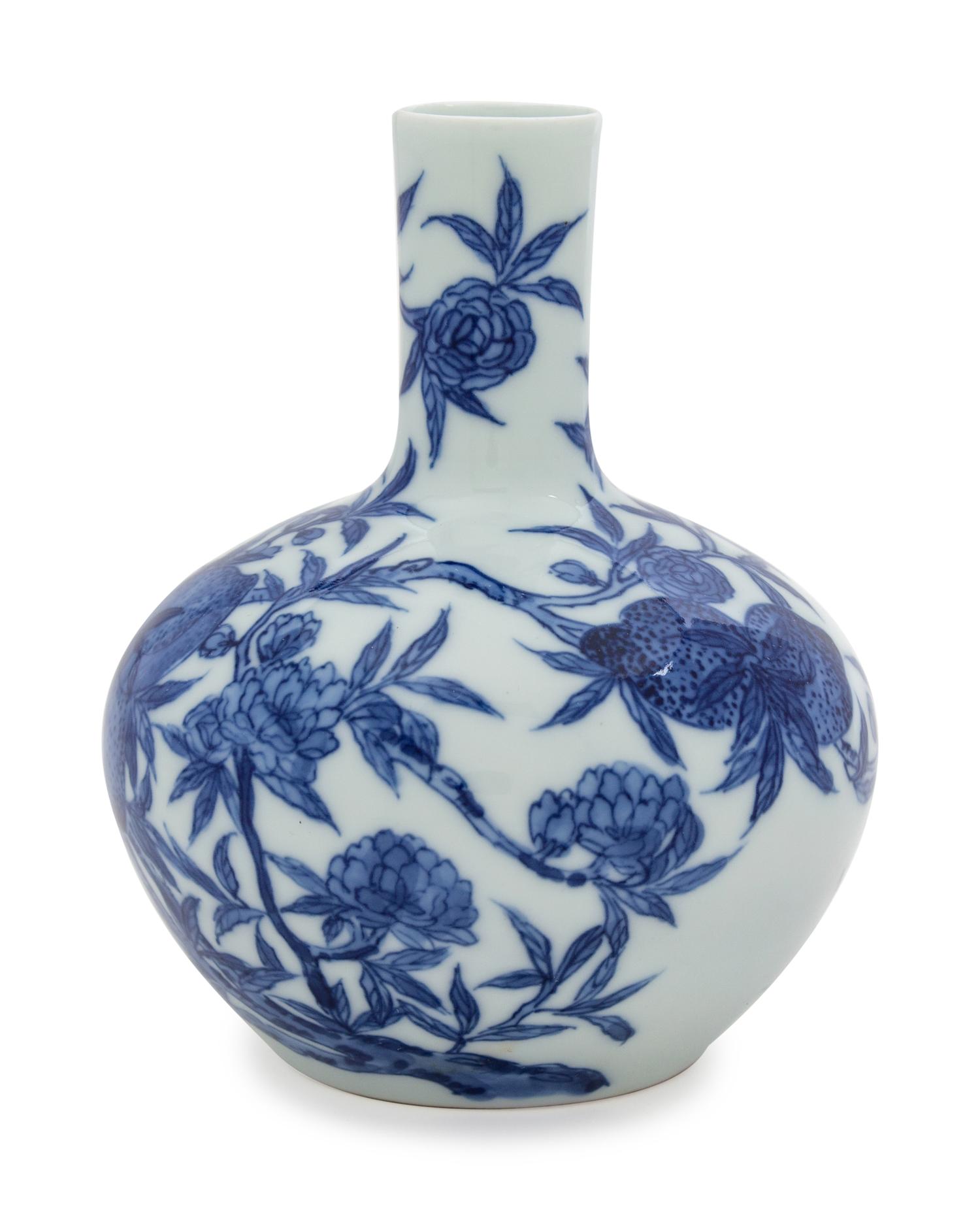 A Chinese Porcelain Vase