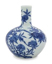 A Chinese Porcelain Vase