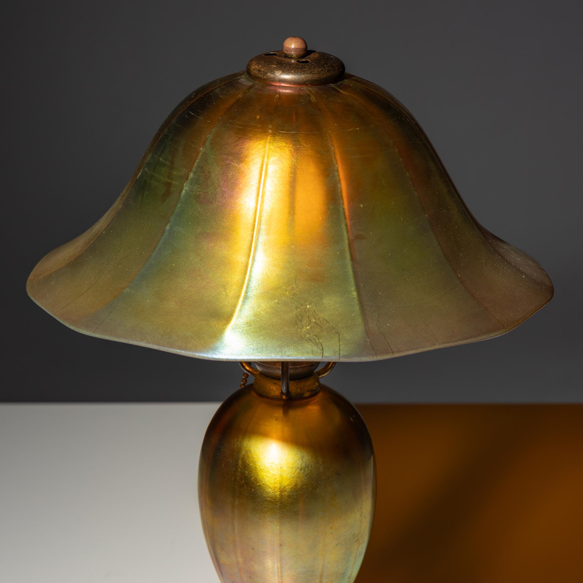 Table lamp