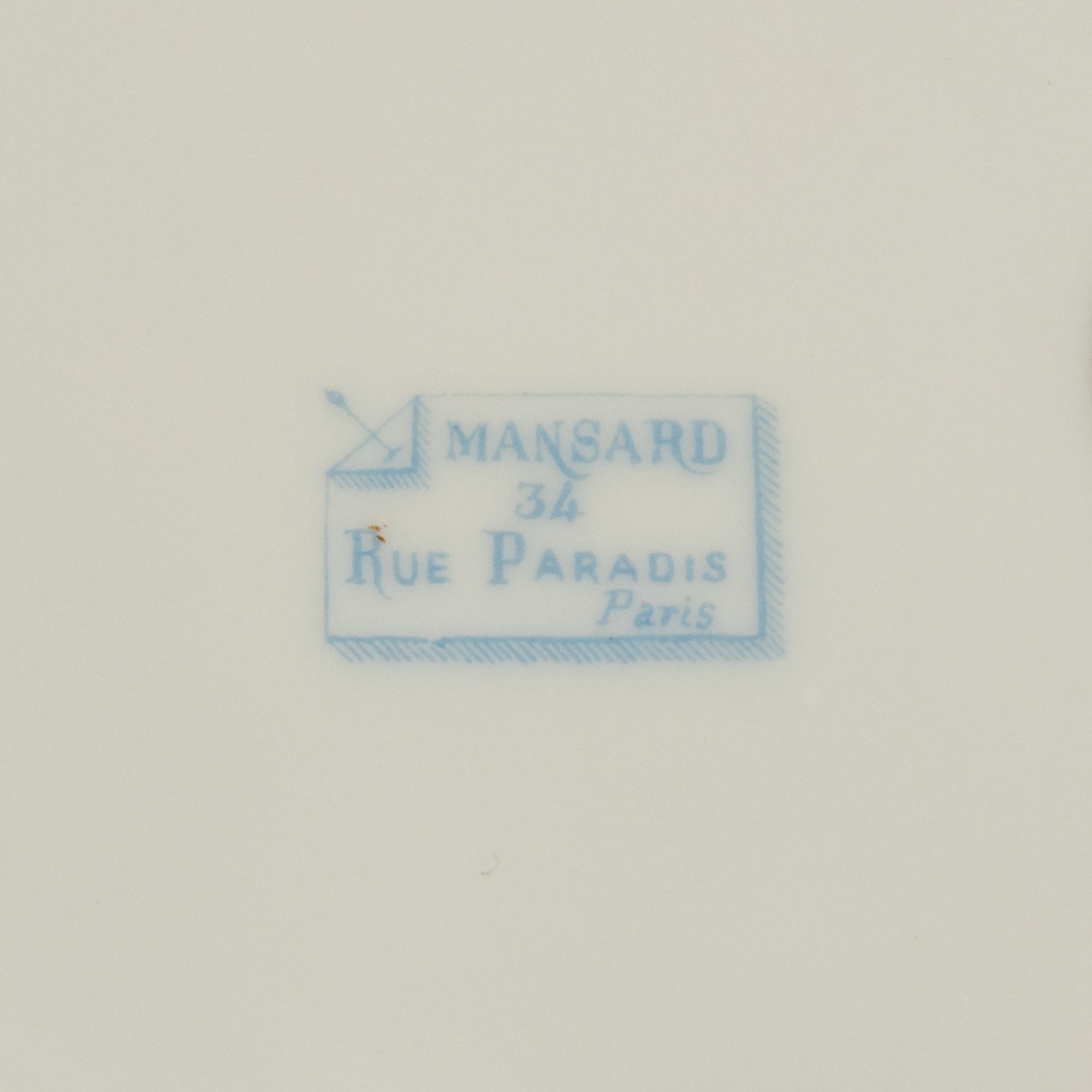 A Set of Fourteen Paris Porcelain Cabinet Plates