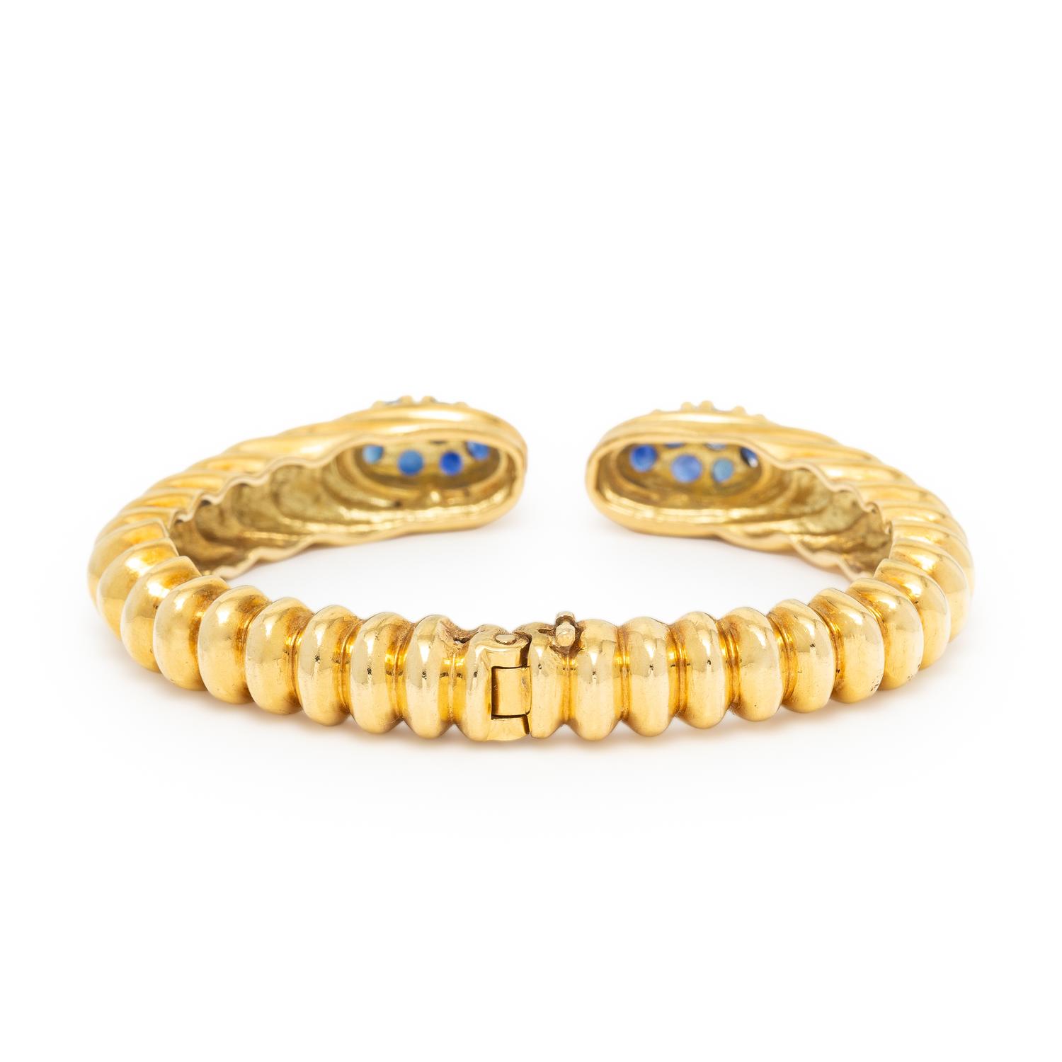 YELLOW GOLD AND SAPPHIRE CUFF BRACELET