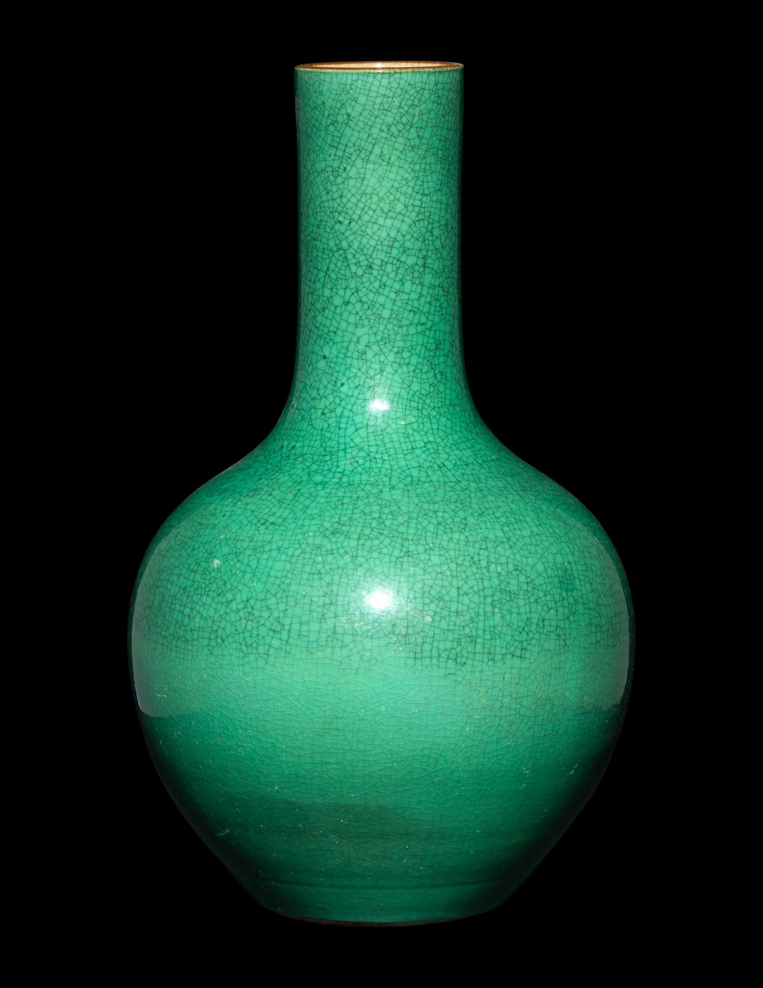 A Chinese Green and Crackle Glazed Porcelain Vase, Tianqiuping