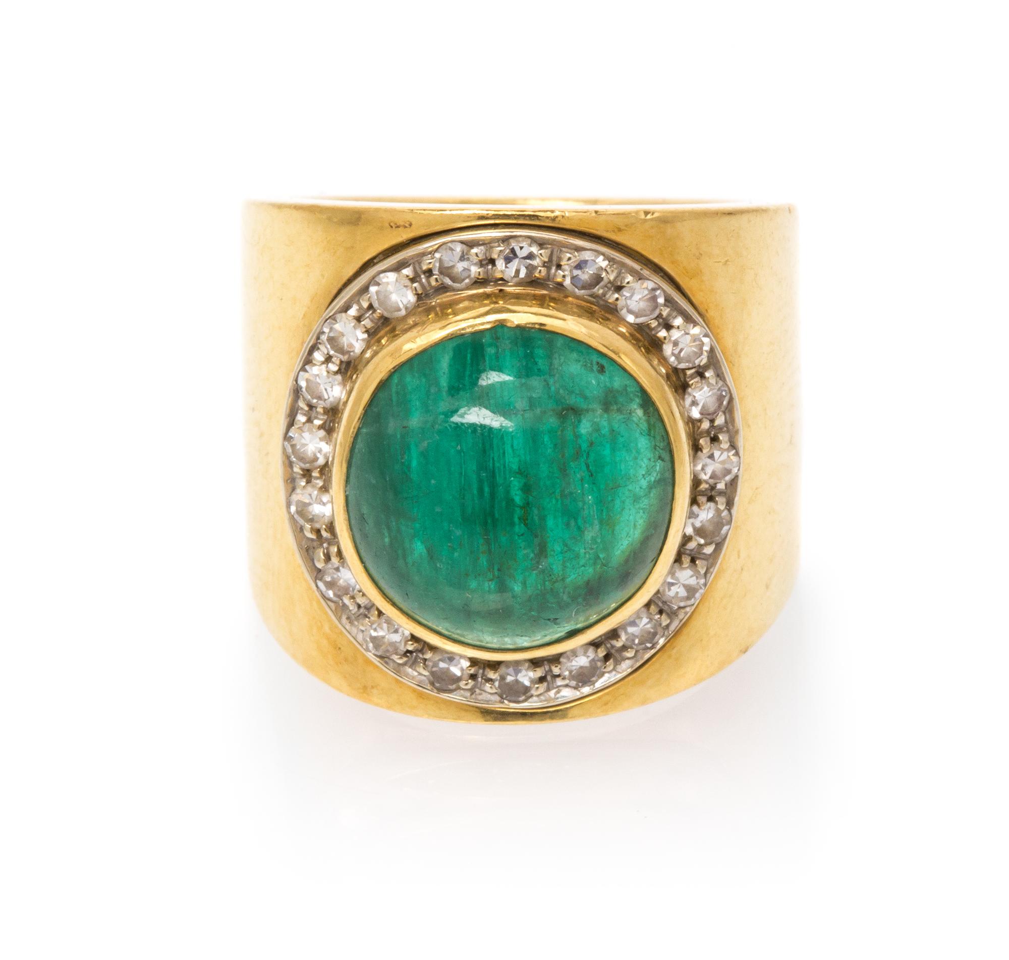 An 18 Karat Gold, Emerald and Diamond Ring, 11.50 dwts.