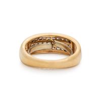 YELLOW GOLD AND DIAMOND RING