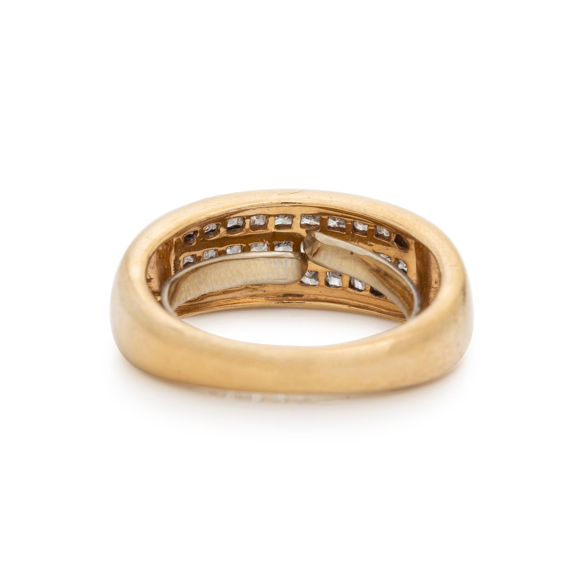 YELLOW GOLD AND DIAMOND RING