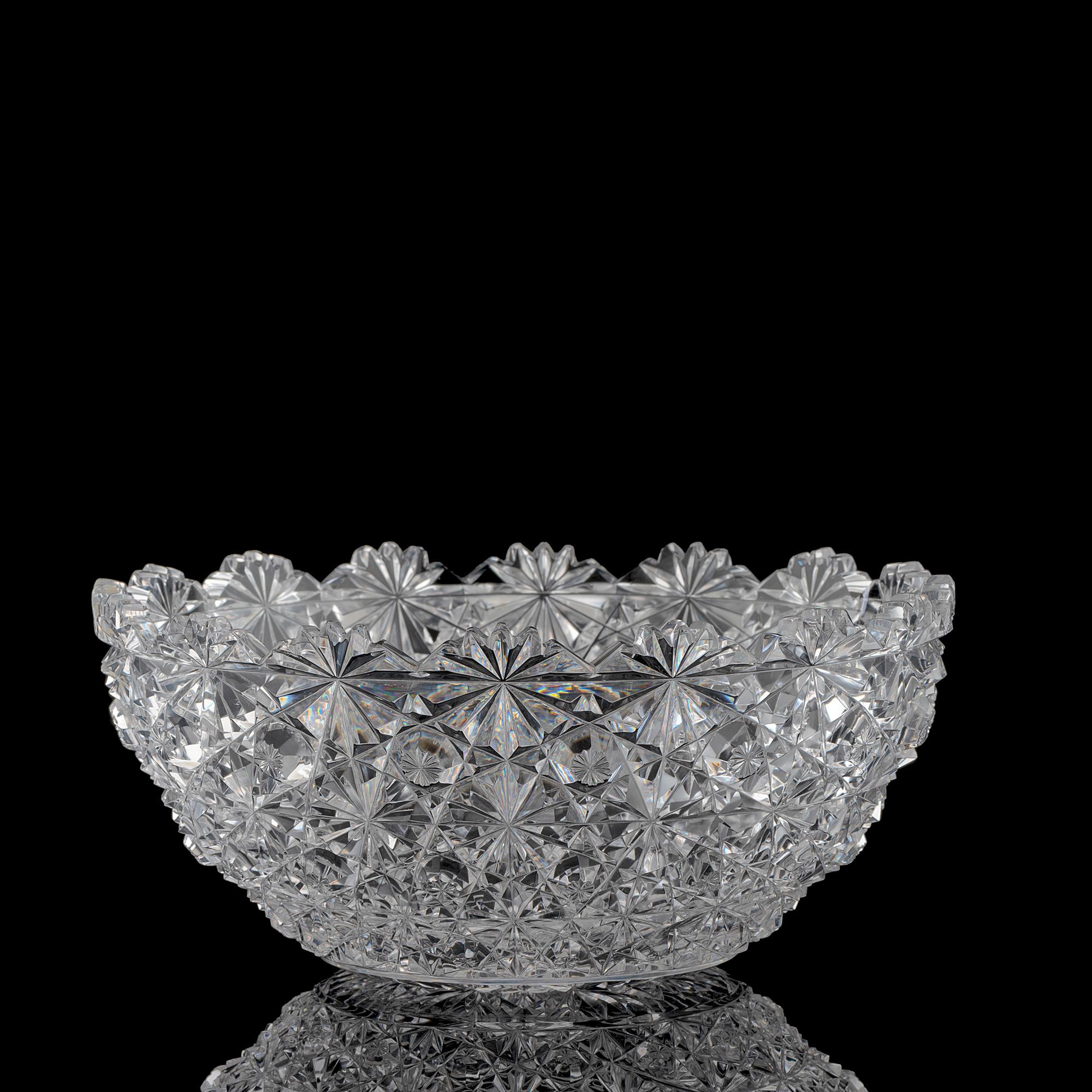A Brilliant-Period Russian-Cut Glass Berry Bowl with a Persian Button