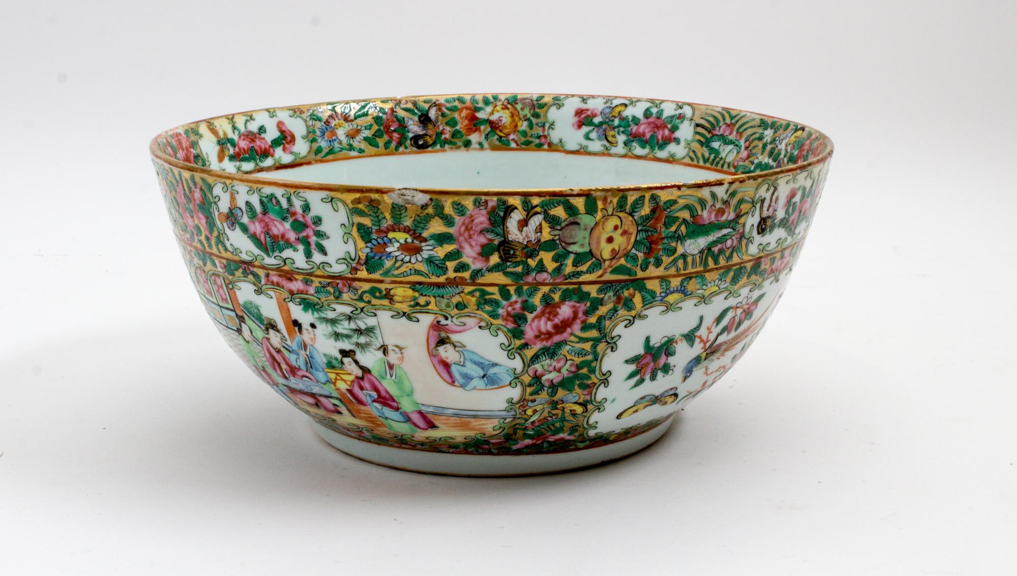 A Famille Rose Porcelain Bowl Diameter 11 1/2 inches. — 19TH/20TH CENTURY