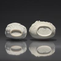 Two Chinese Porcelain Snuff Bottles — 瓷雕鼻煙壺兩支