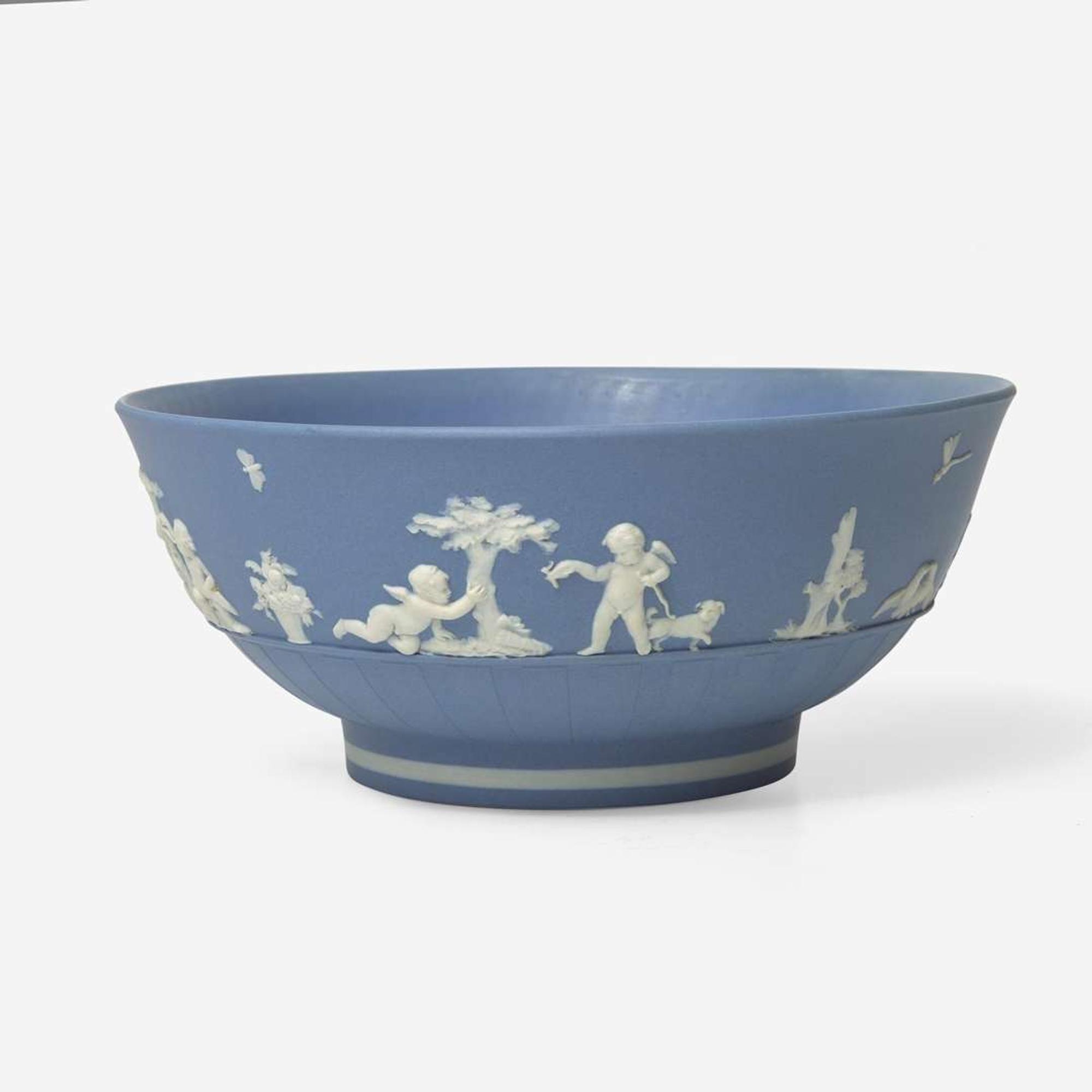 A Wedgwood Solid Blue Jasperware Bowl UK, 1780s