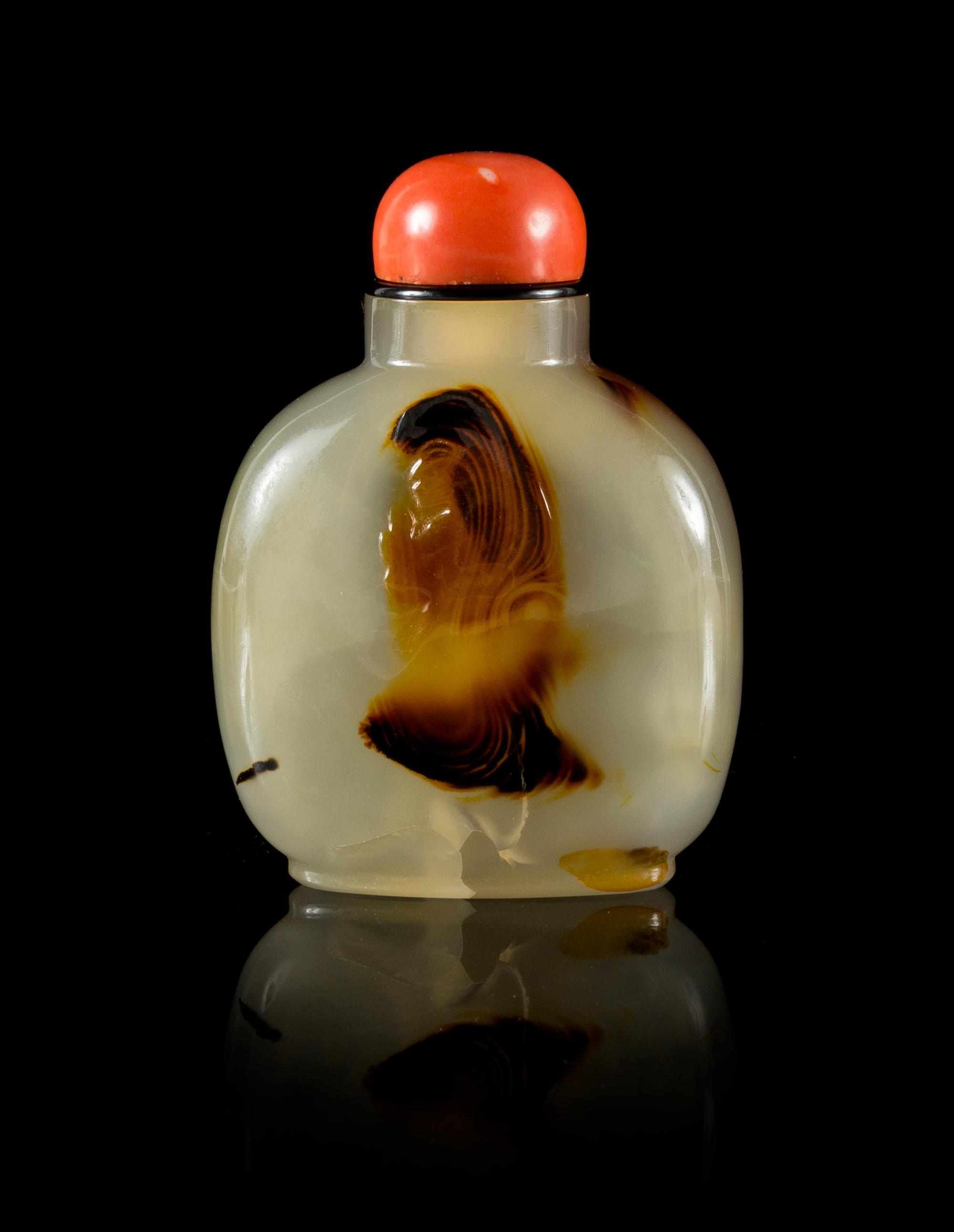 An Agate Snuff Bottle Height 2 3/8 inches.