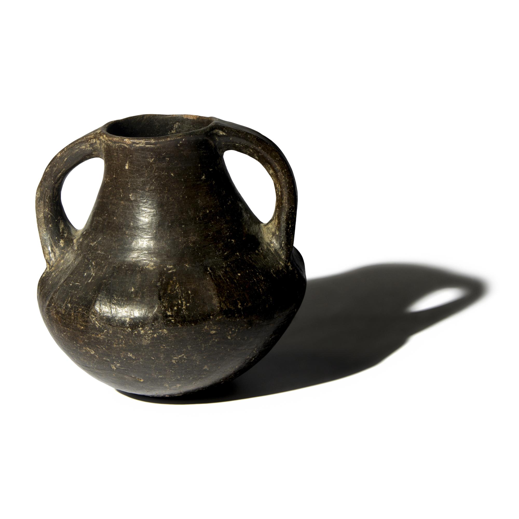 An Etruscan Blackware Amphora