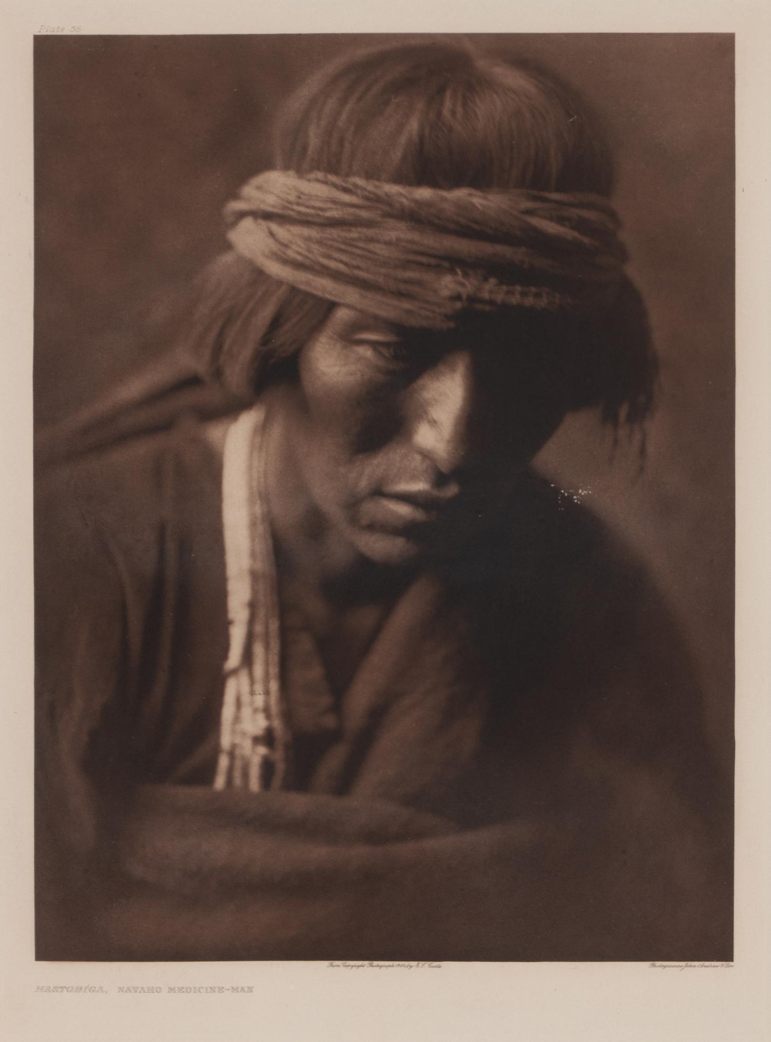 Hastobiga, Navaho Medicine-Man , Plate 35