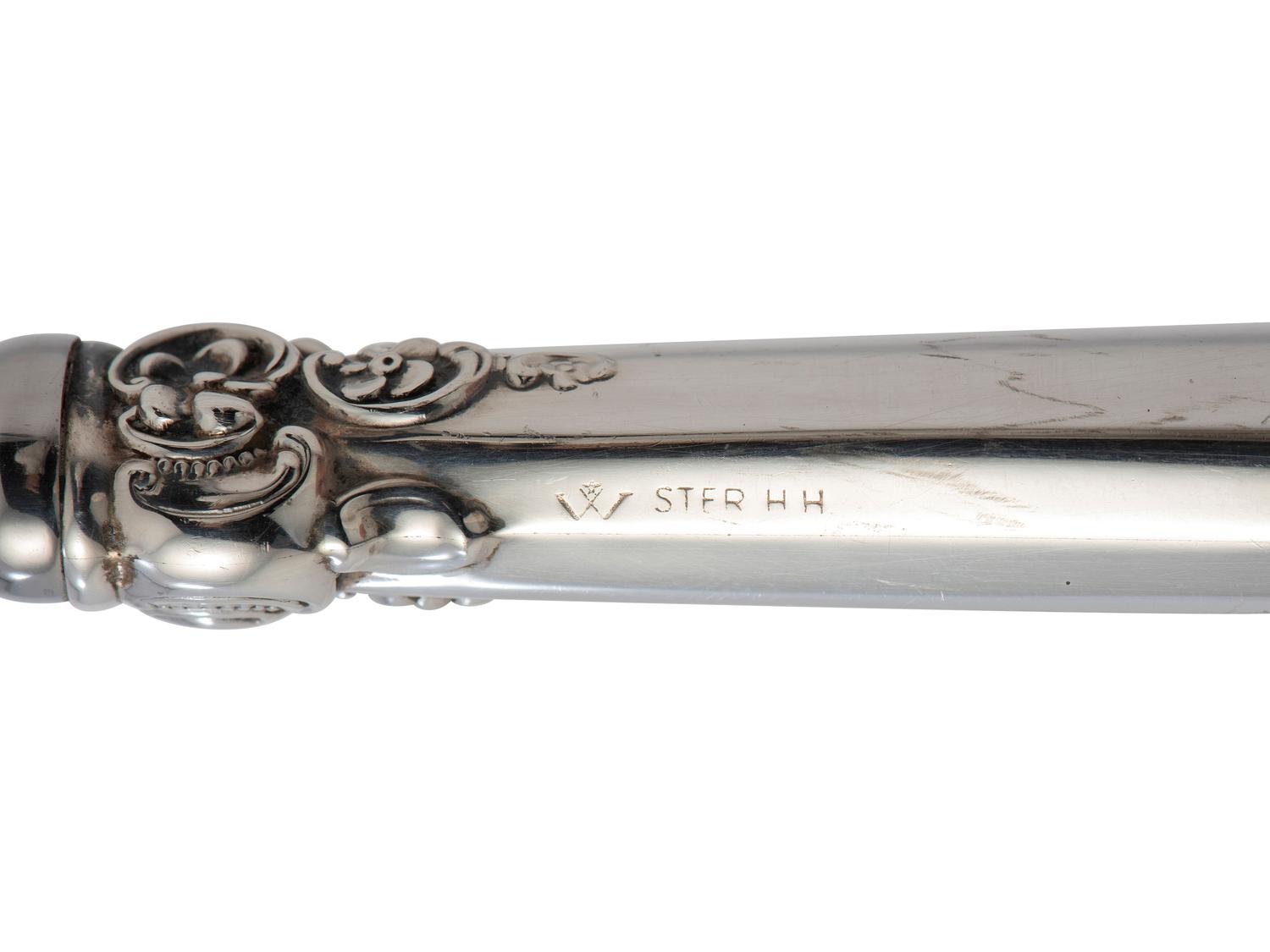 A Wallace Silversmiths Grand Baroque Silver Flatware Service