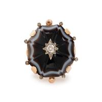 ANTIQUE, BICOLOR GOLD, AGATE AND DIAMOND RING