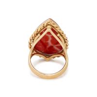 YELLOW GOLD AND CORAL RING
