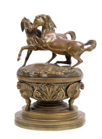 A Continental Bronze Covered Urn Height 9 1/2 inches. — 19TH/20TH CENTURY