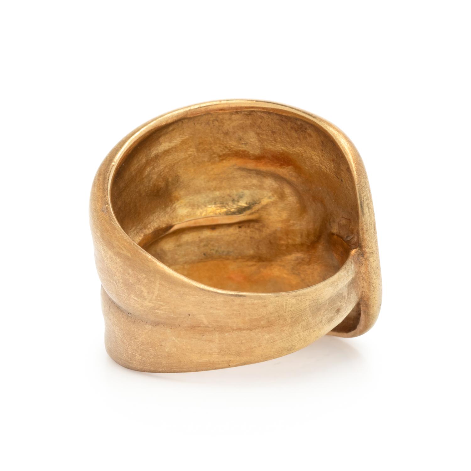 YELLOW GOLD RING