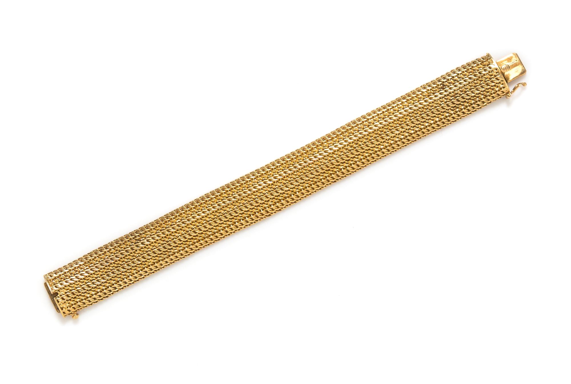 An 18 Karat Yellow Gold Bracelet, 33.90 dwts.