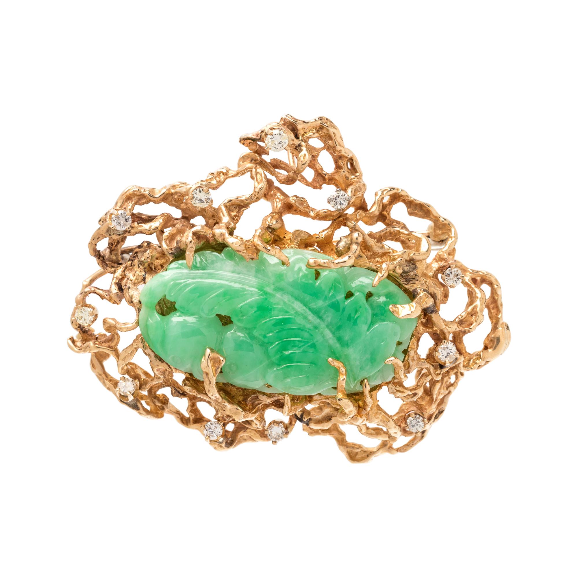 YELLOW GOLD, JADE AND DIAMOND PENDANT/BROOCH