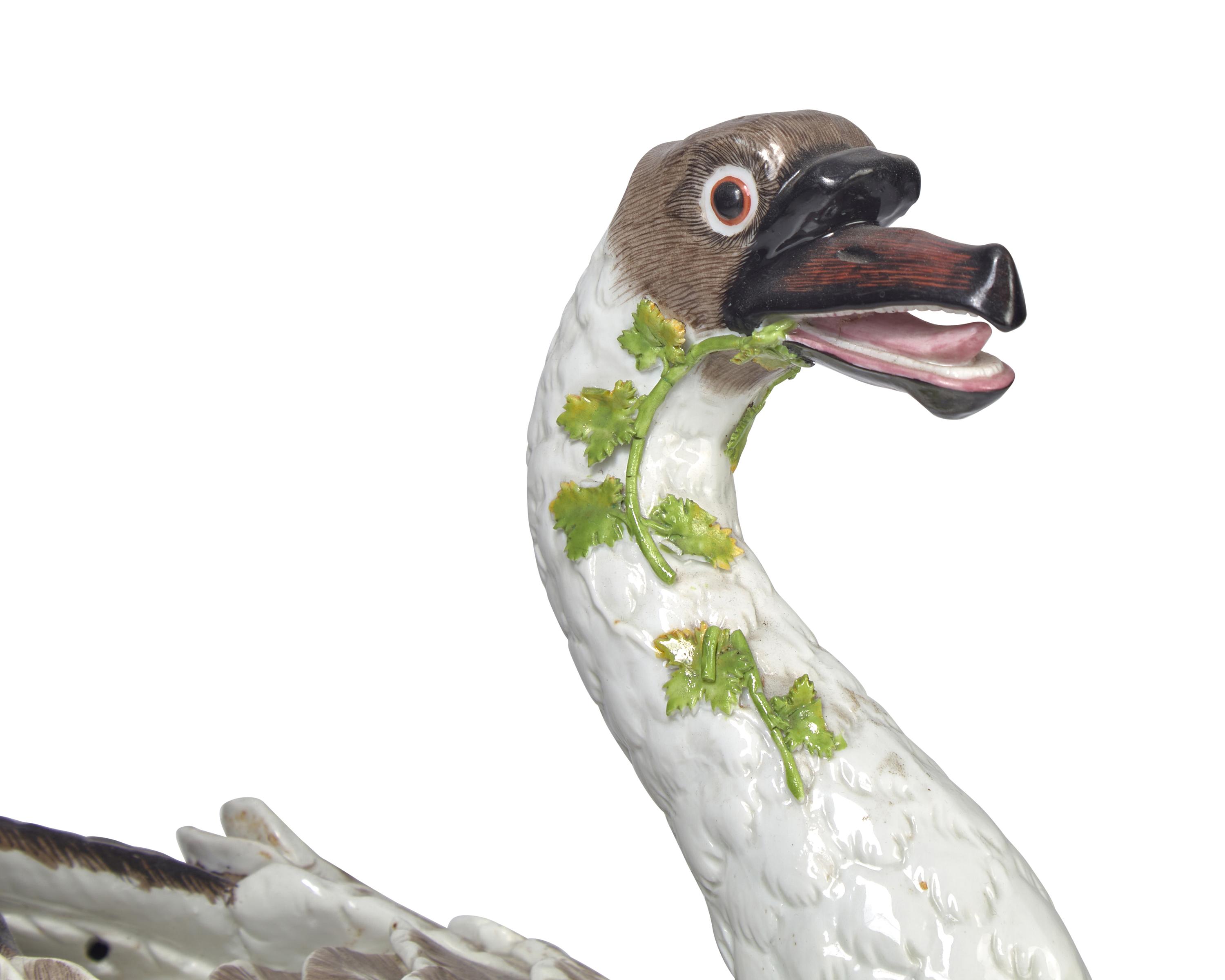 A Pair of Samson Porcelain Swan-Form Soup Tureens and Covers