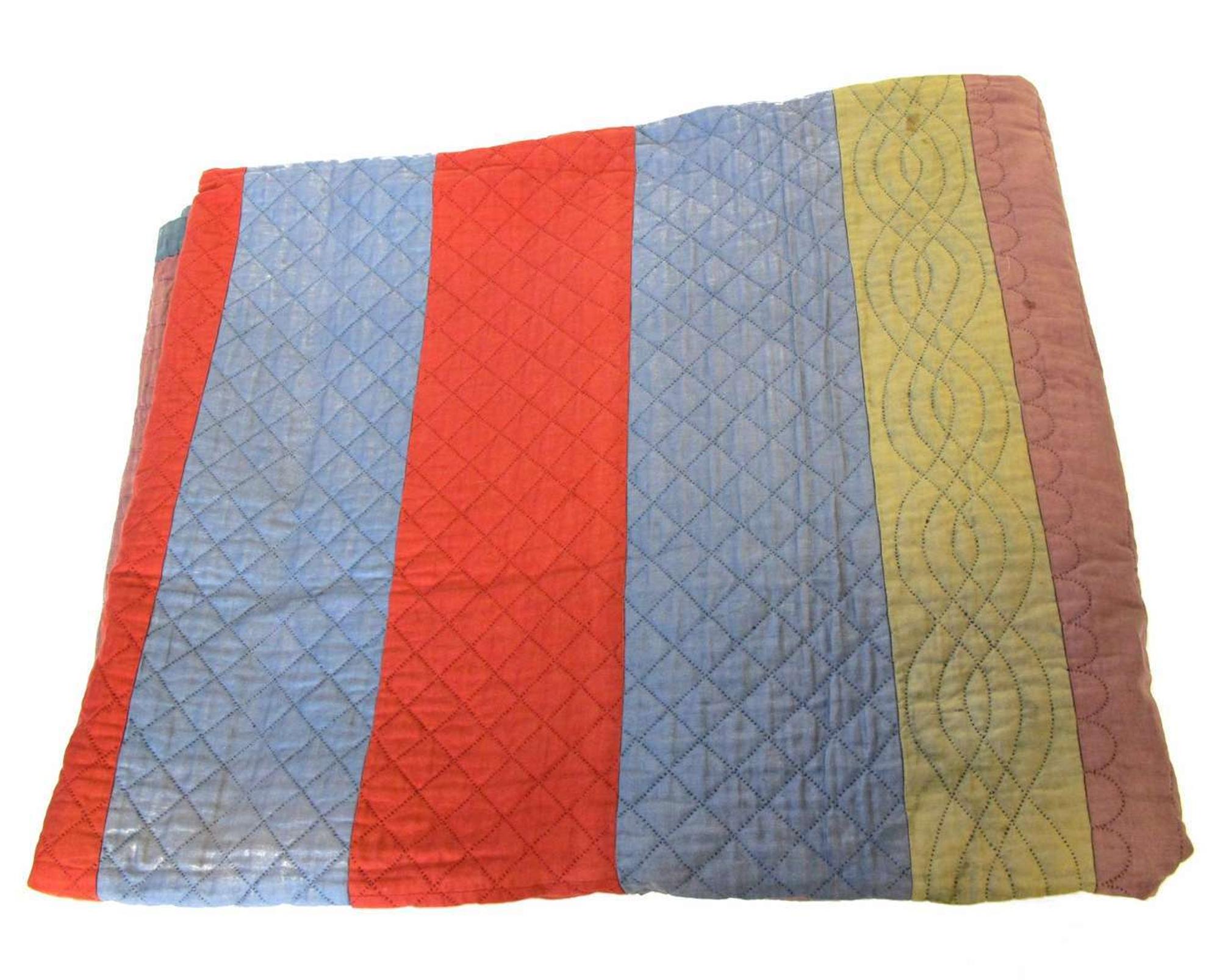 Amish "Bars" pattern quilt pennsylvania, 19th/20th century