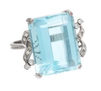 A White Gold, Aquamarine and Diamond Ring, 7.70 dwts.