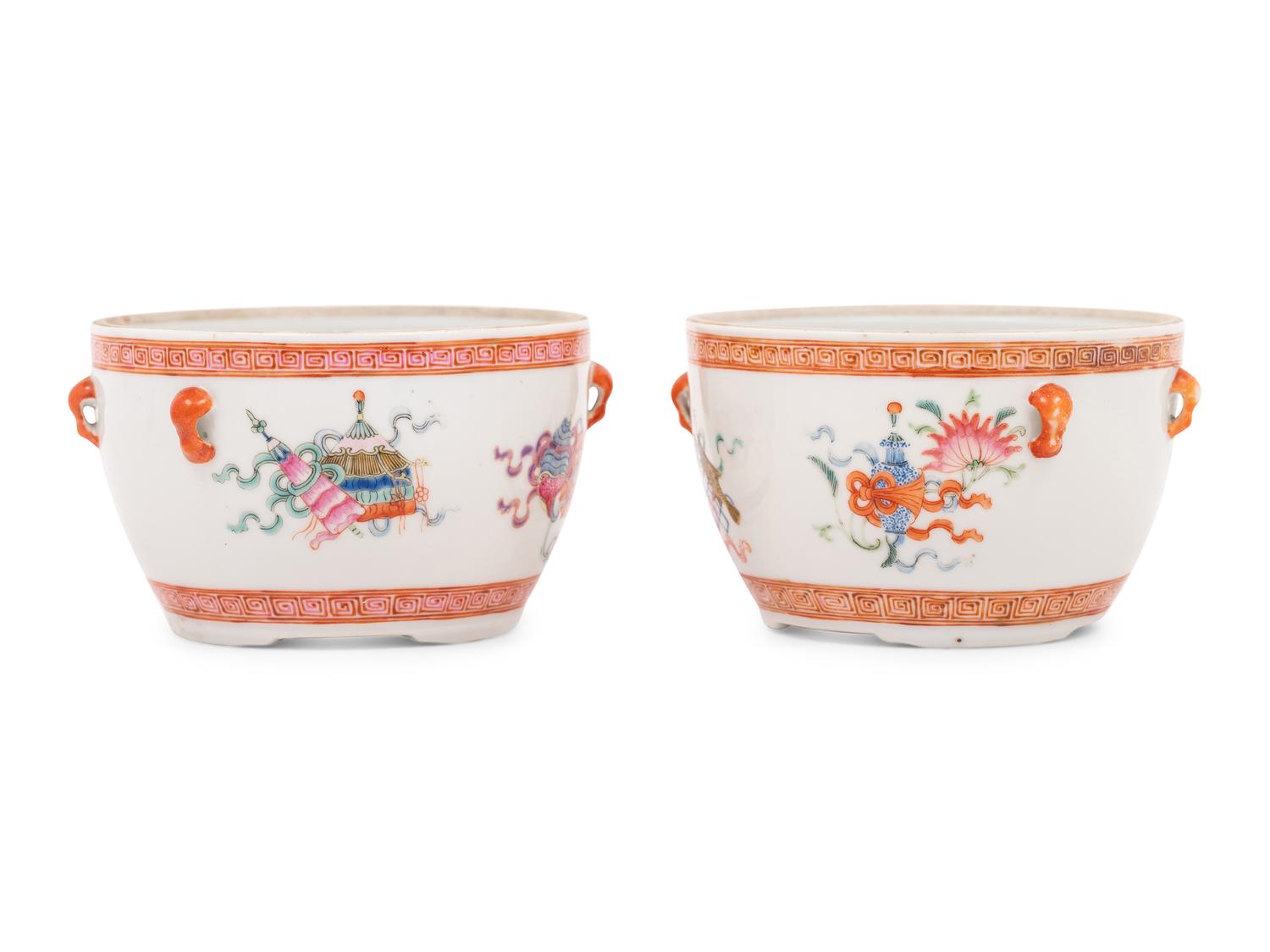 A Pair of Chinese Famille Rose Porcelain Bowls