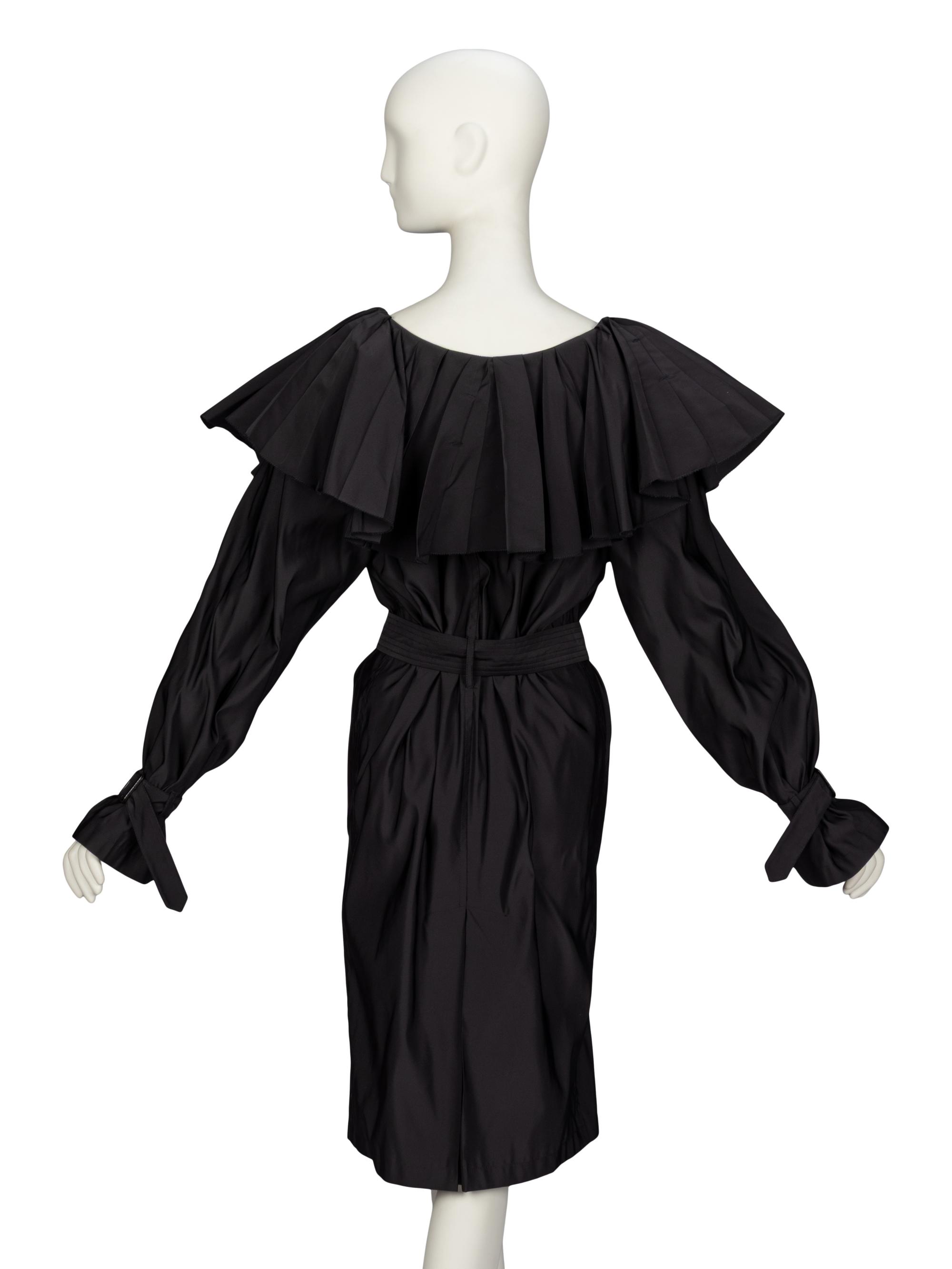 Jean Paul Gaultier, Pleated Collar Trench Coat