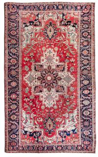 A Serapi Wool Rug 17 feet 4 inches x 12 feet 9 inches. — LATE 19TH/EARLY 20TH CENTURY