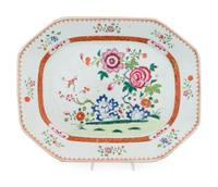 A Chinese Export Porcelain Platter