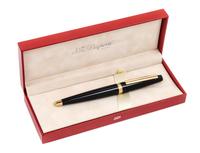 An S.T. Dupont Ellipsis: Composite Noir Fountain Pen
