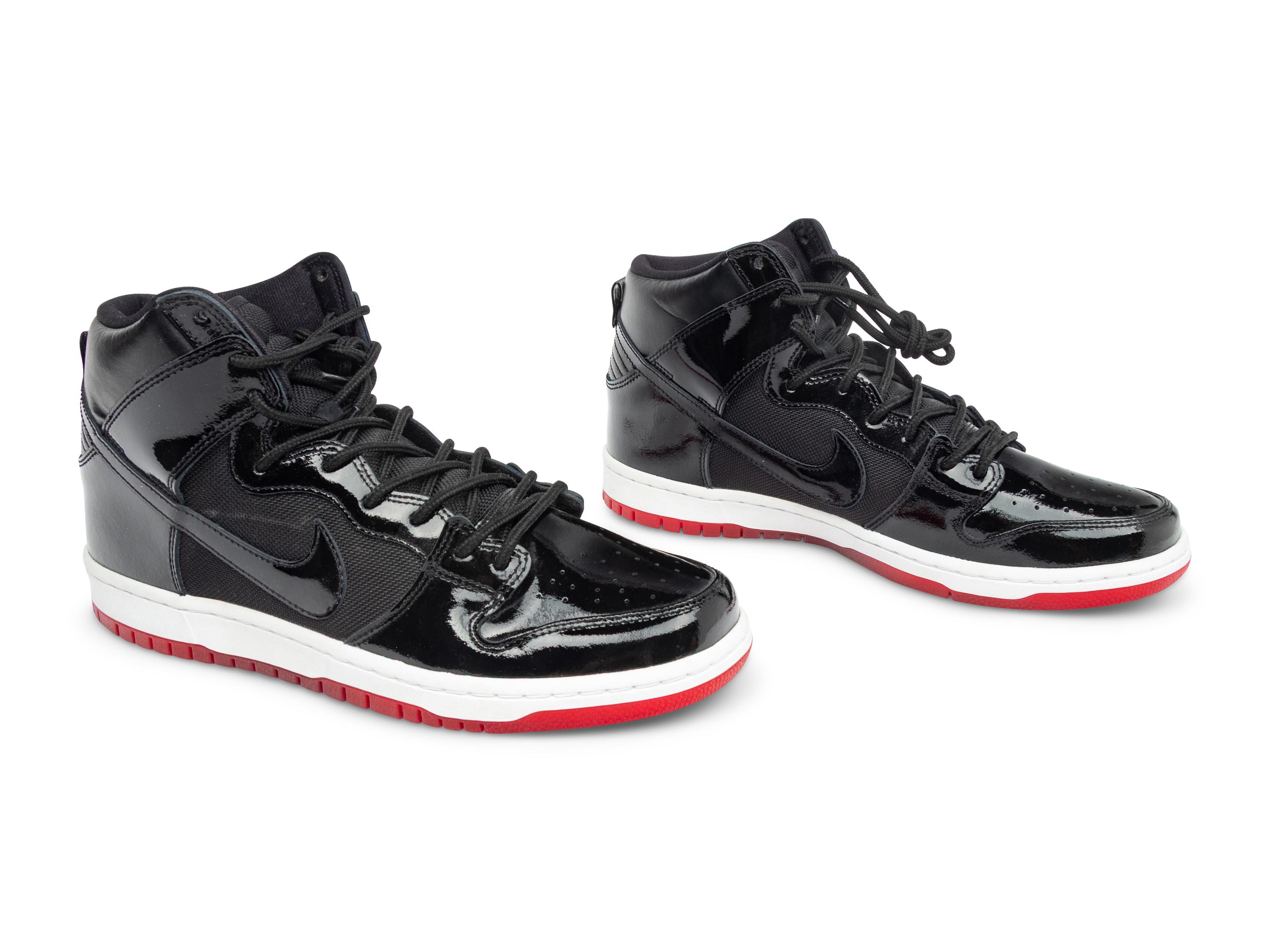 Dunk High SB Rivals Pack (Bred)