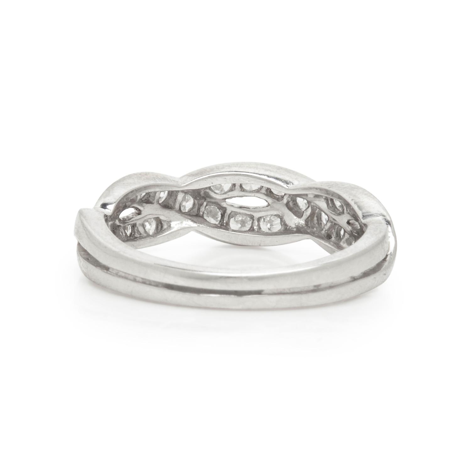 OSCAR HEYMAN & BROTHERS, PLATINUM AND DIAMOND RING