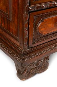 An Italian Baroque Marquetry Chest of Drawers — EARLY 18TH CENTURY