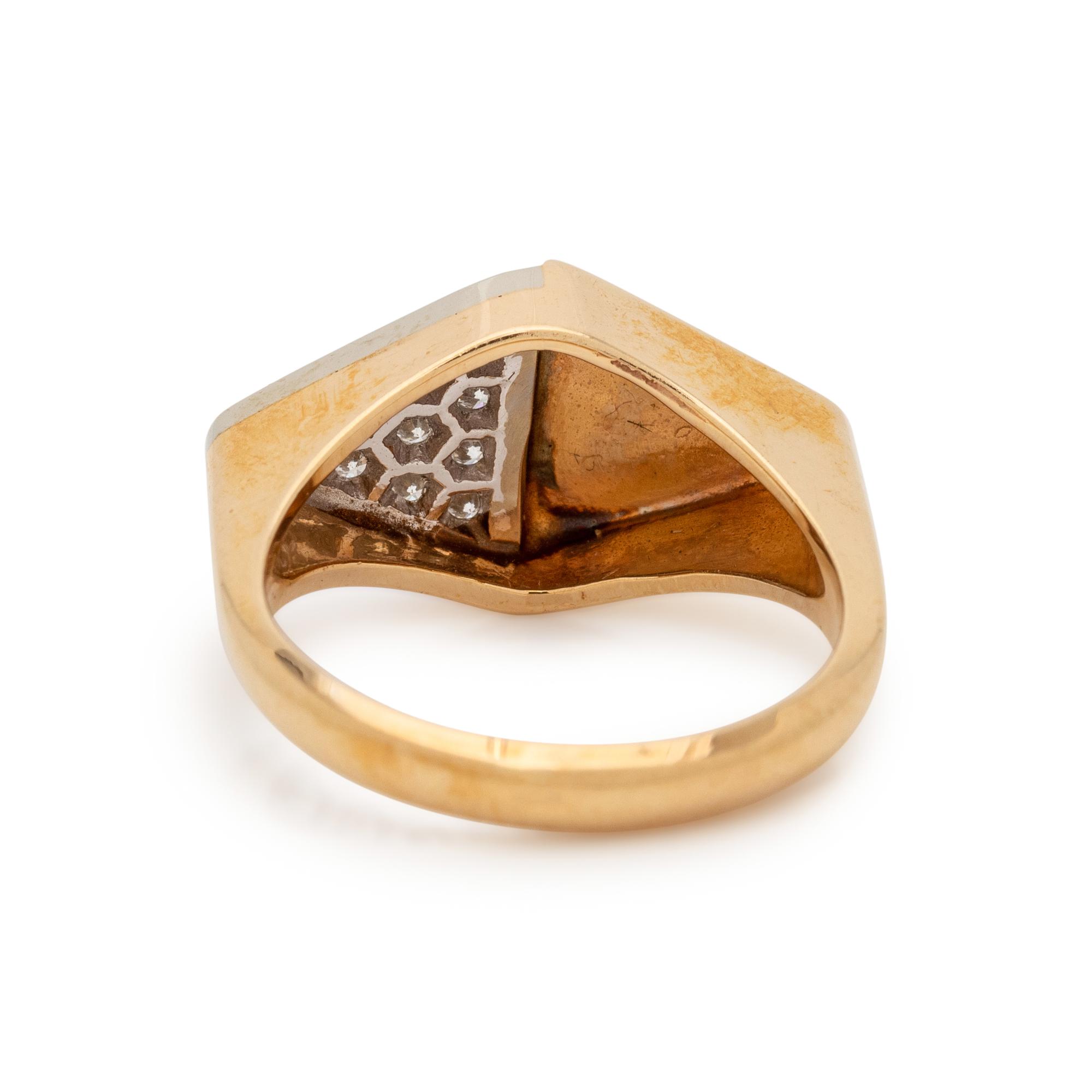 YELLOW GOLD AND DIAMOND RING