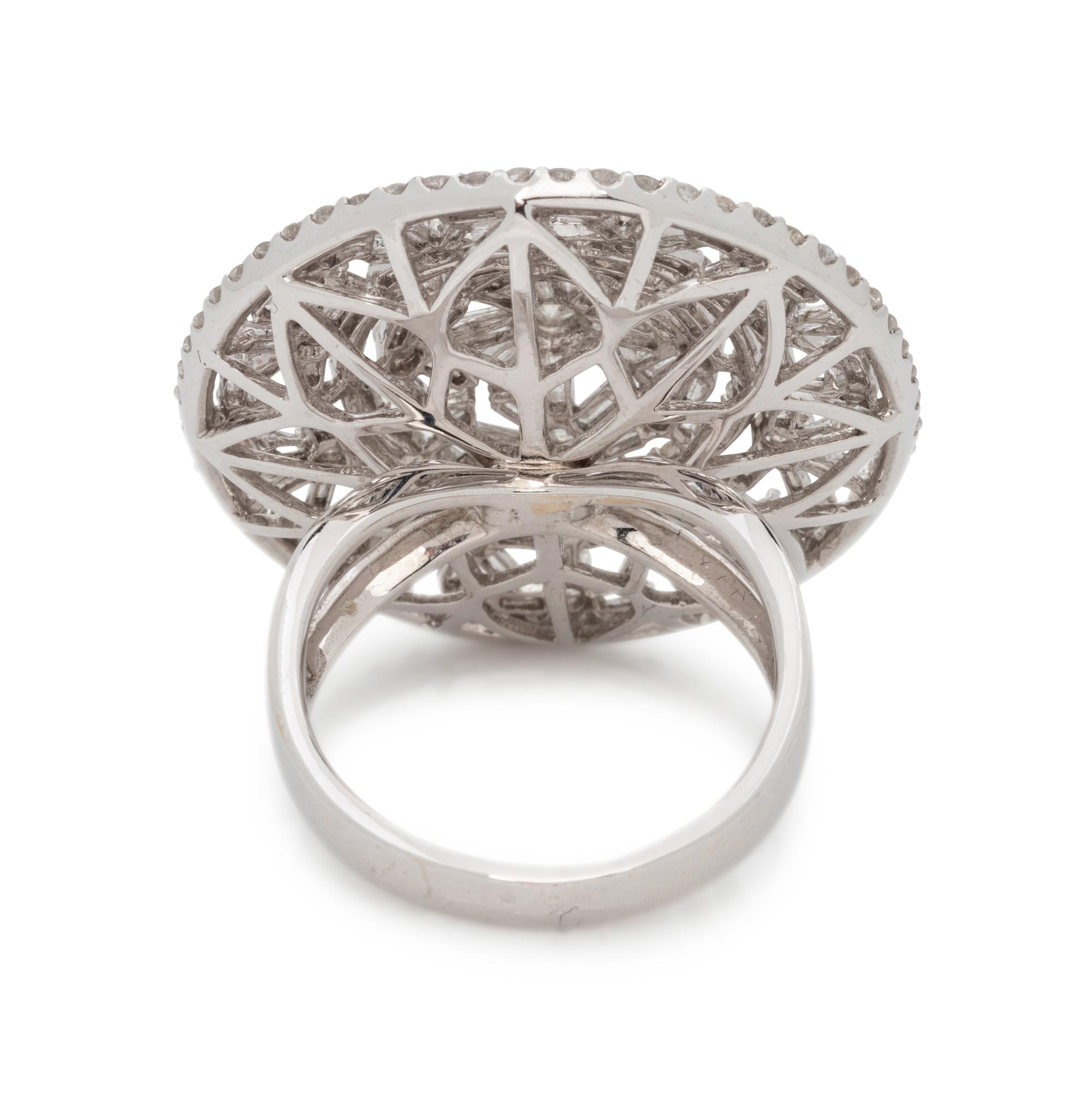 DIAMOND RING