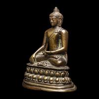 A Sino-Tibetan Bronze Buddha, 18th-19th Century 十八-十九世紀 銅坐佛