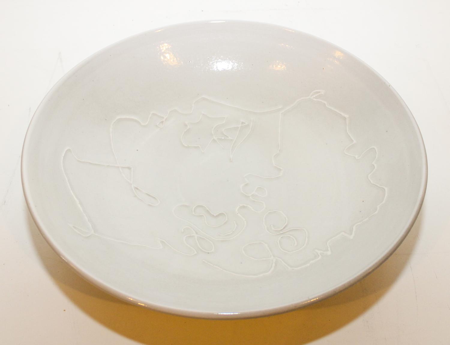 An American Art Pottery Charger, Scott Kilgour, New York Diameter 19 3/4 inches. — CIRCA 1980s