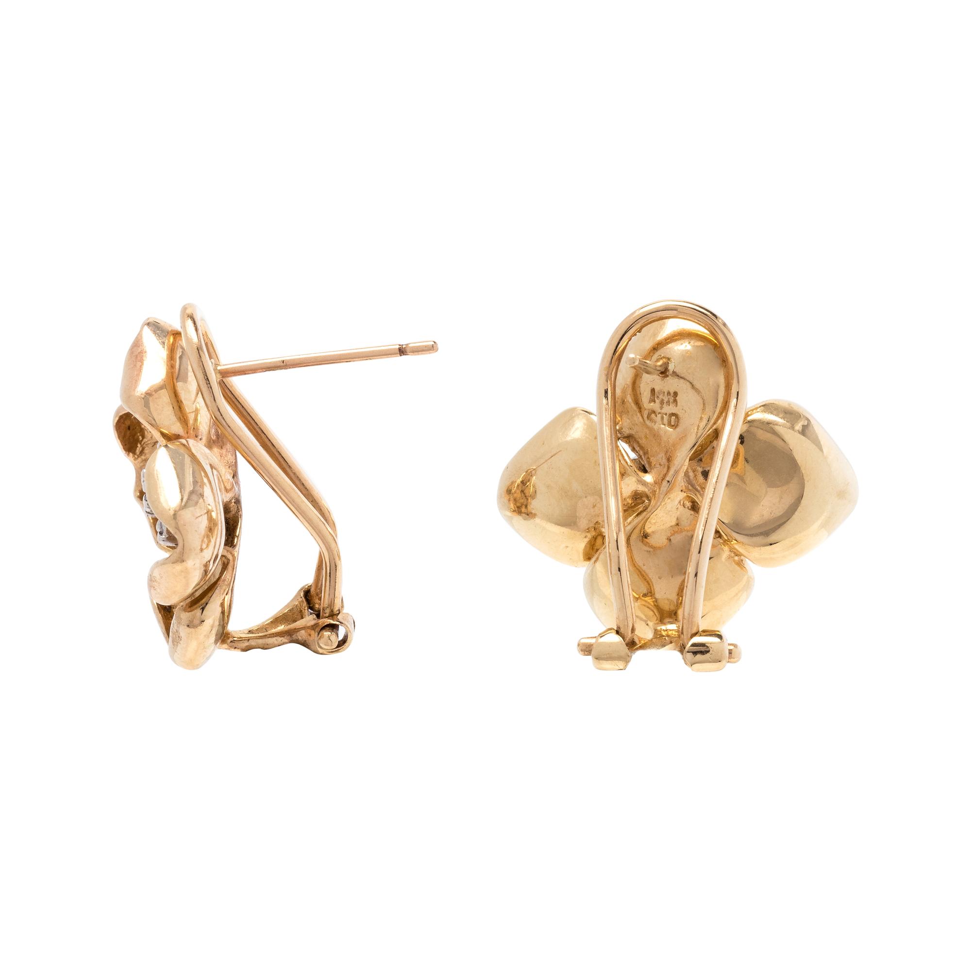YELLOW GOLD AND DIAMOND FLOWER EARCLIPS