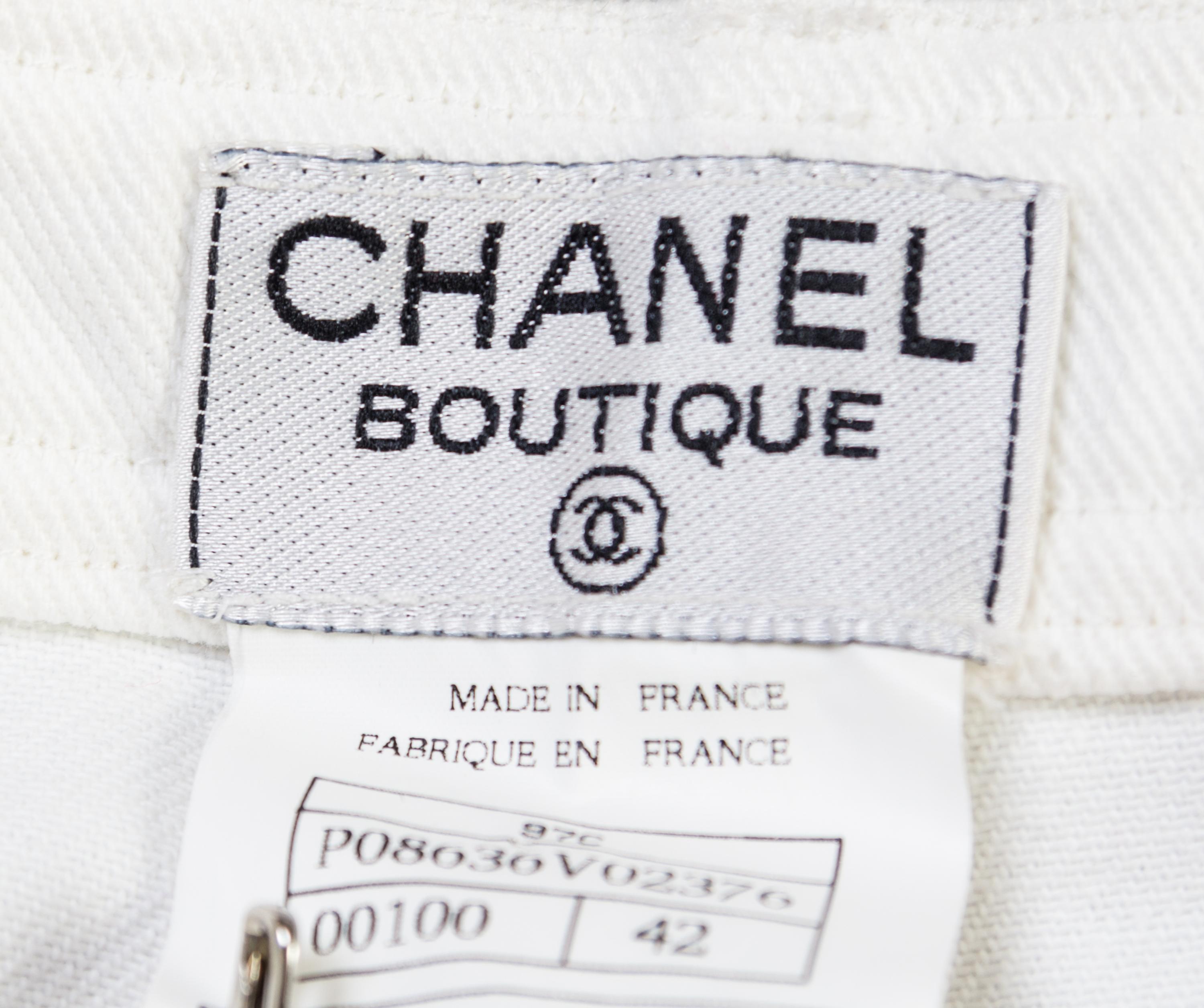 A Pair of Chanel White Cotton Cropped Jeans, Size 42.