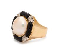 CULTURED MABE PEARL, ONYX AND DIAMOND RING
