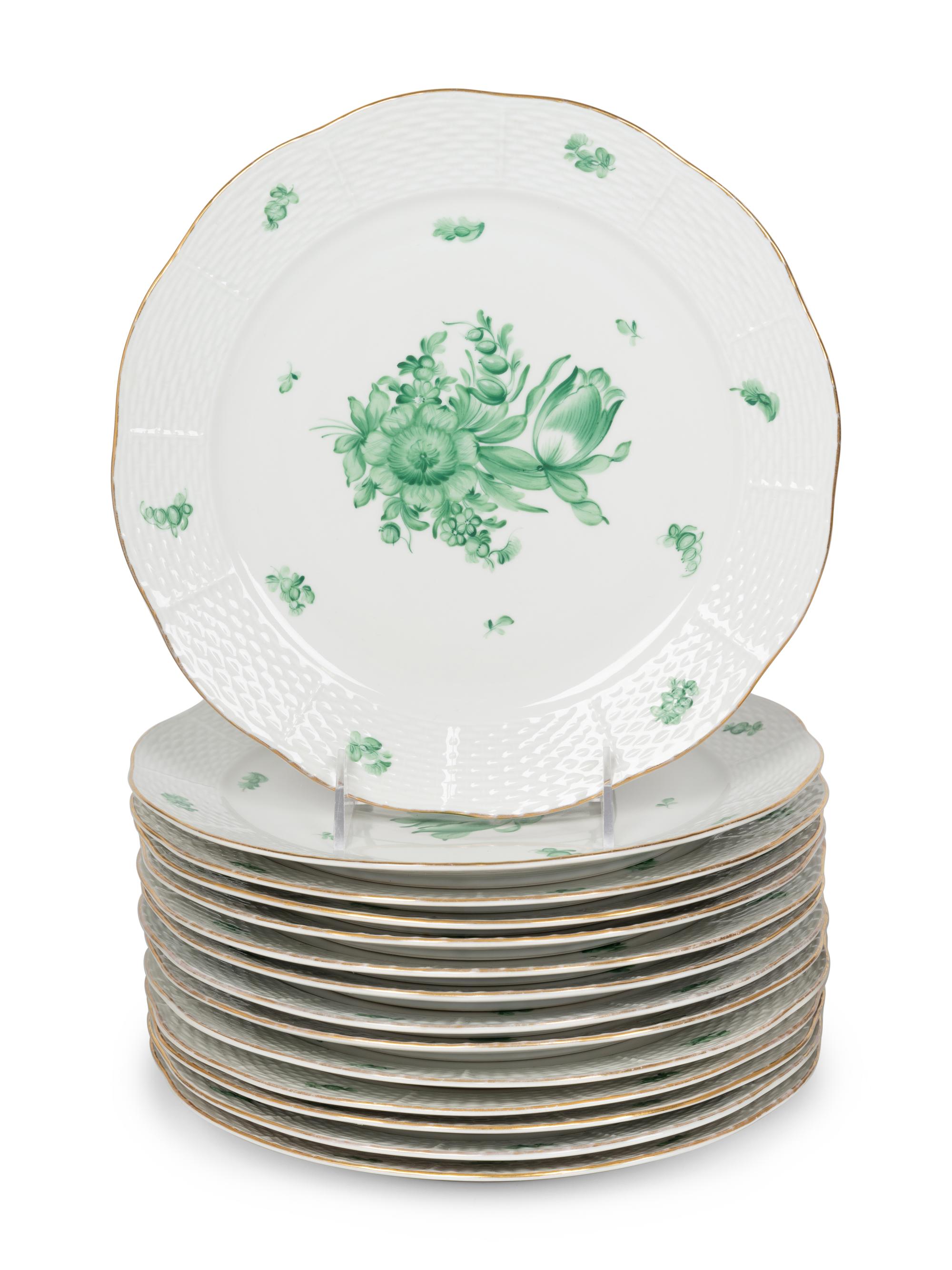 A Herend Chinese Bouquet Porcelain Dinner Service