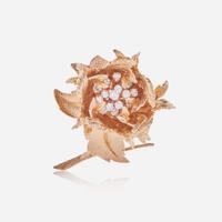 A Robert Altman 14K Yellow Gold and Diamond Brooch